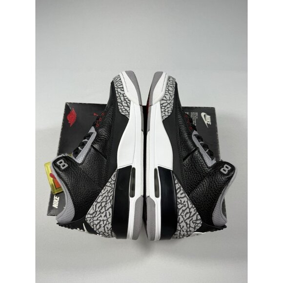 New Men’s Size 9.5 - Jordan 3 Retro OG Mid Black Cement 854262 001 main image 10